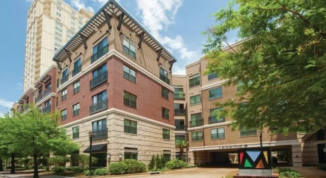 Locale Houston Uptown, Забронировать Отель Беллэйр Хьюстон, рядом с Район Ривер-Окс