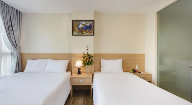 Трёхместный номер Deluxe с видом на горы The Swan Nha Trang Hotel