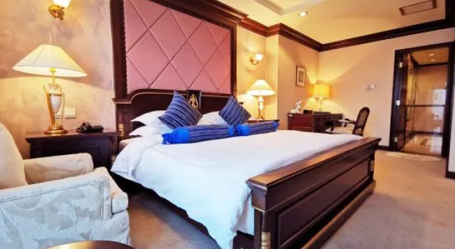 Люкс с 2 комнатами Kuntai Novel Hotel Beijing