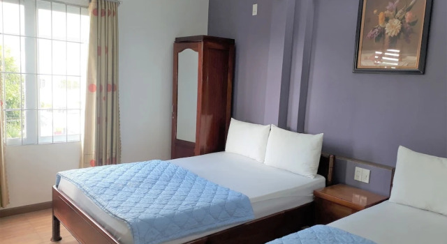 Четырёхместный номер без кондиционера Blue Sea Hotel 2