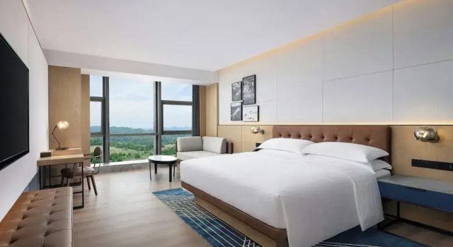 Номер Standard Four Points by Sheraton Wuyuan