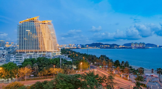 Номер Deluxe Sanya Rock Platinum Seaview Hotel