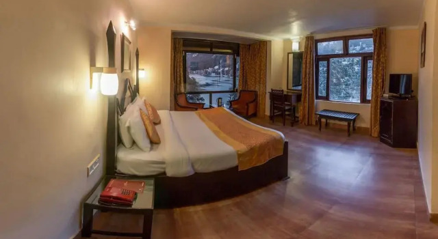 Hotel Himalaya, Rezervovat Hotel Nainital Uttarakhand