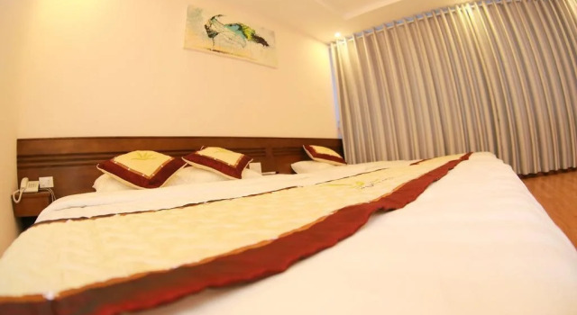 Nguyen Hotel, Забронировать Отель Шапа Лаокай, рядом с Рынок Сапа