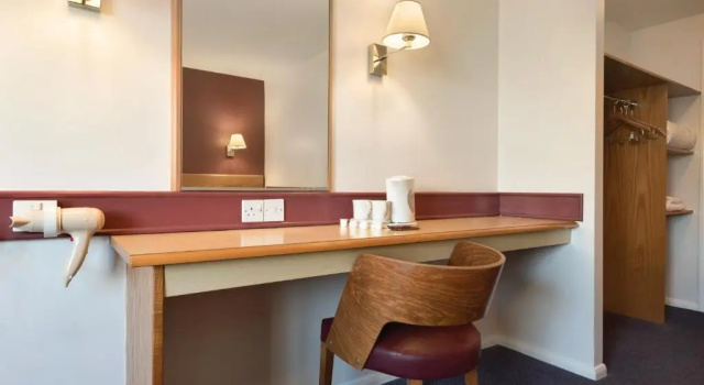 Двухместный номер Days Inn by Wyndham Membury M4