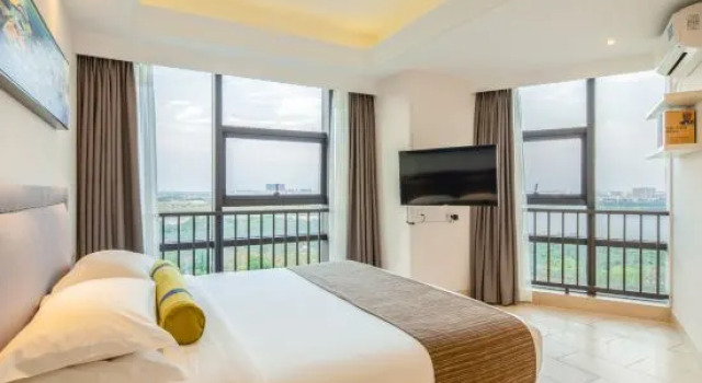 Люкс Executive Tianyi International Hotel (Nandujiang Meilan Airport Branch)