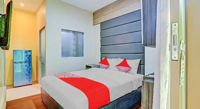 OYO 90261 Spring Residence