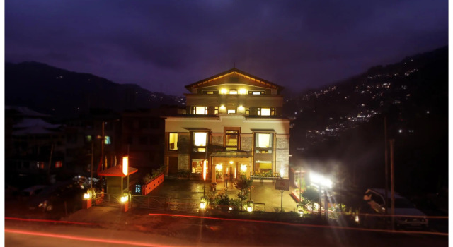 Suhim Portico Heritage Sikkim, Book Hotel Hotels in Sikkim with Parking, Parking