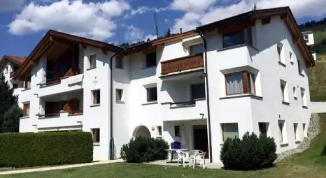 Schinnas 42, Buchen Sie Hotel Inn Graubünden