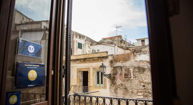 Casa Bolle Ortigia, Забронировать Отель Отели Сиракузы с бассейном, рядом с Региональный музей средневекового и современного искусства, Бассейн