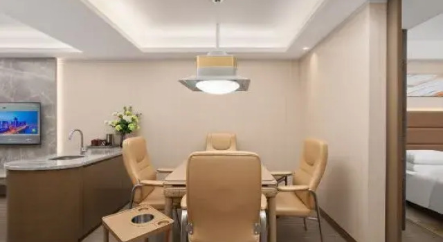 Люкс Howard Johnson Club CSS Changsha