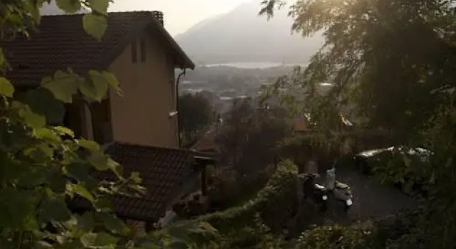 Sul Lago Dorato, Buchen Sie Hotel Malnago Comer See