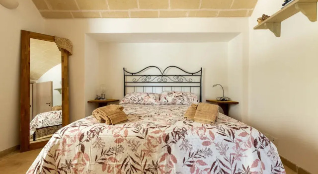 2481 Tenuta Sardella by Perle di Puglia, Book Feriehus Sommerhuse i Murgia, Hytte