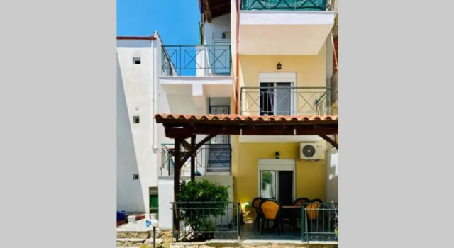 Апартаменты Stylish 1-bdrm family apartment, Kallithea