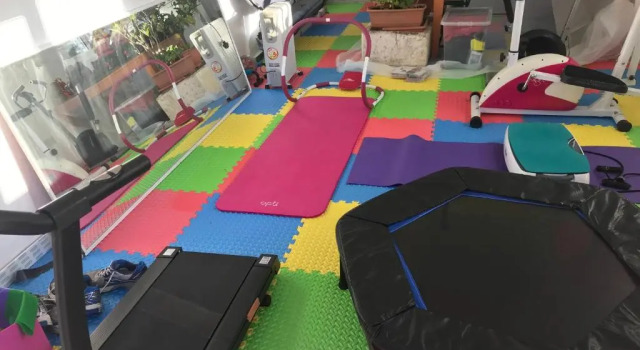 Коттедж Bobs House quiet retreat with large shared garden