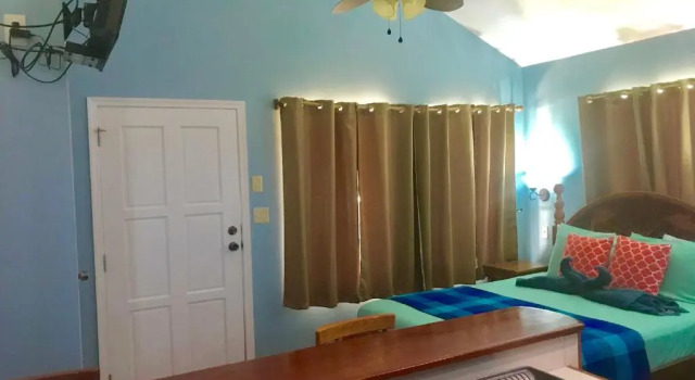 Bungalov Tilt-TA-Dock Resort Belize