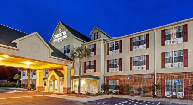Country Inn & Suites by Radisson, Brunswick I-95, GA, Buchen Sie Hotel Brunswick Georgia