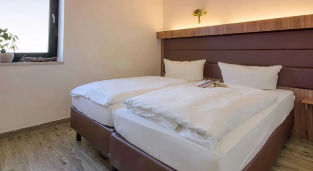Dünenhaus Comfort, Rezervați Hotel Großpösna 