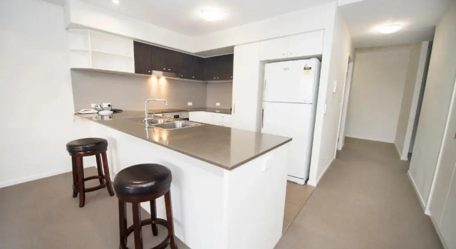Апартаменты Executive Curtis Central Apartments Official