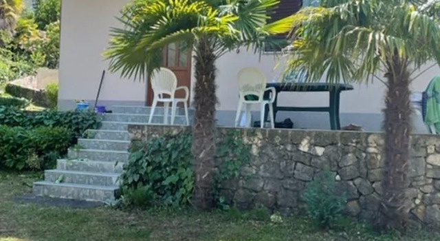 Apartment Ivan Njivice, Prenota Appartamento Hotel a Isole Quarnerine con parcheggio, Parcheggio