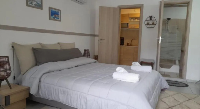 Ifigenia Apartments