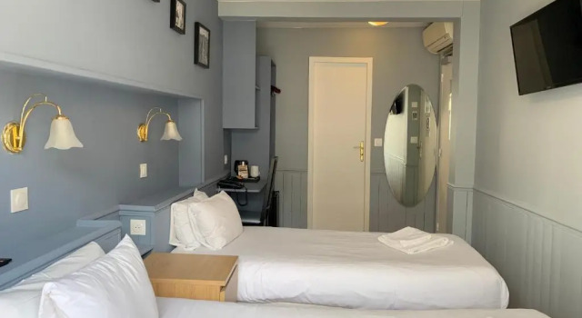 Номер Comfort Hôtel Apollo Opéra