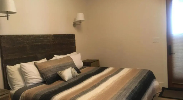 Radium Elk Park B & B, Забронировать Отель Рейдиум-Хот-Спрингс Columbia Valley