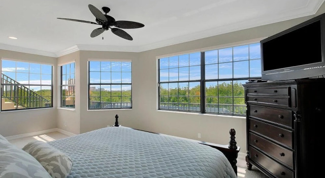 Коттедж Luxury с 5 комнатами SPIN516 5 Bedroom Holiday Home by Marco Naples Vacation Homes