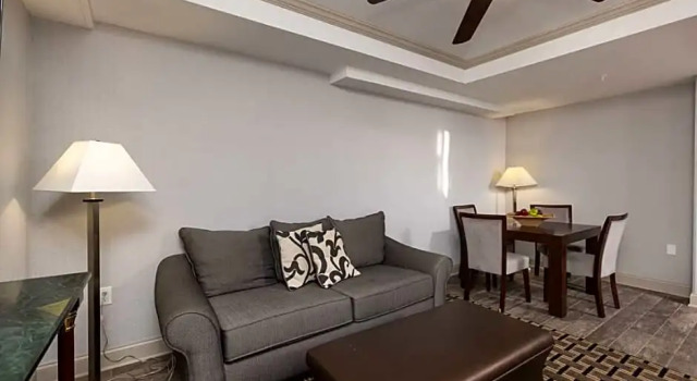 Люкс Presidential с 2 спальнями Inn at the Colonnade Baltimore - A DoubleTree by Hilton Hotel