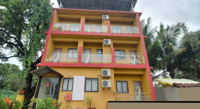 OYO 10577 Hotel Krishna, Prenota Hotel Baga 