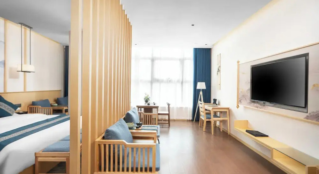 Люкс Executive с видом на окрестности Zehai Hotel