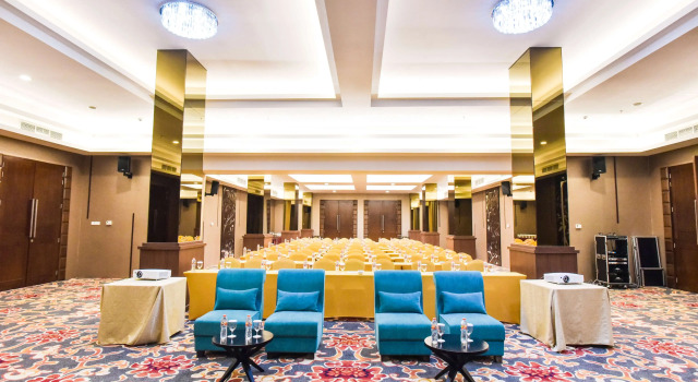Golden Tulip Essential Tangerang