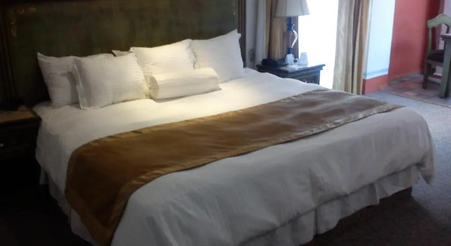 Номер Standard Howard Johnson by Wyndham Morelia Calle Real
