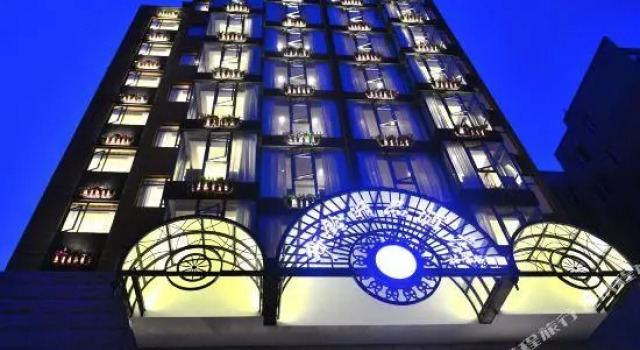Qingling Boutique Hotel, Rezervați Hotel boutique Hoteluri în Gulou cu parcare, Parcare