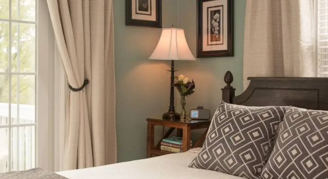 Номер Standard с балконом The Chadwick Bed and Breakfast