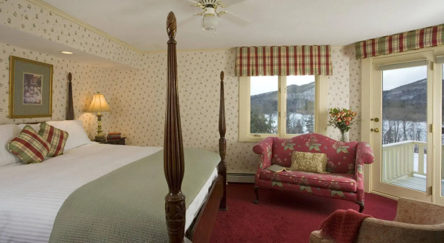 The Manor On Golden Pond