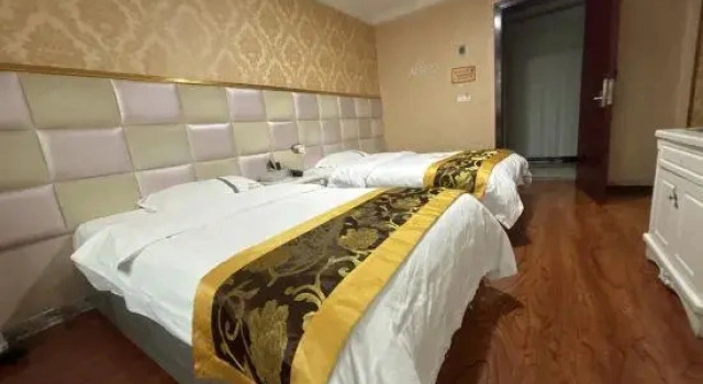 Люкс Xingyi Chaosheng Grand Hotel