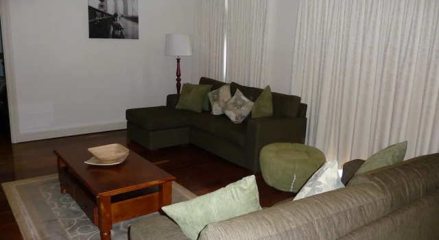 City Escape 3BD in Adelaides East End 6, Забронировать Отель Отели Аделаиды 4 звезды, рядом с Женская и детская больница, 4*