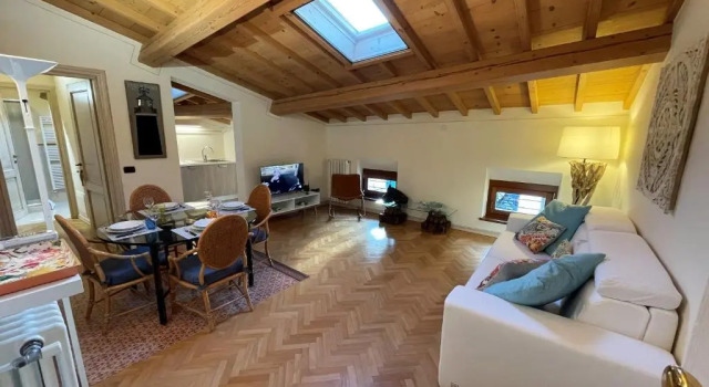 Апартаменты Attic 1