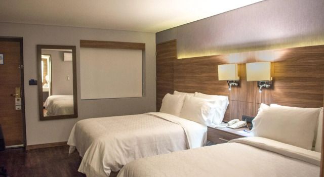 Четырёхместный номер Standard Holiday Inn Express Morelia by IHG