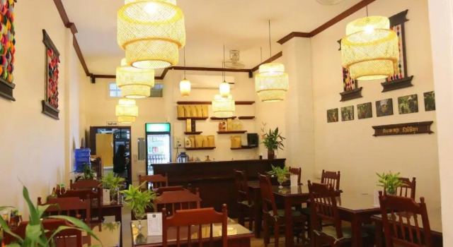 Seng i sovesal Sanga Hostel
