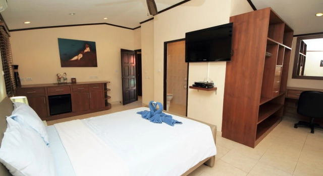 Beachfront Resort Villa Fleur w Private Pool at Only 20 Meters From Beach, Забронировать Курортный отель Отели Южного Таиланда 4 звезды, 4*