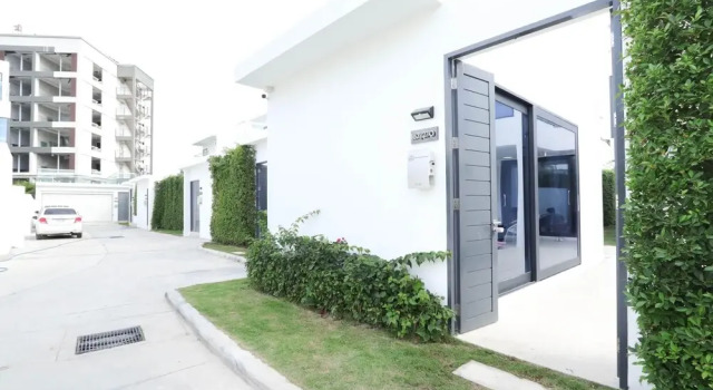 Private Pool Villa in Central Pattaya - Palmc9