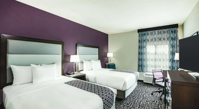 Четырёхместный номер Standard La Quinta by Wyndham McAllen La Plaza Mall