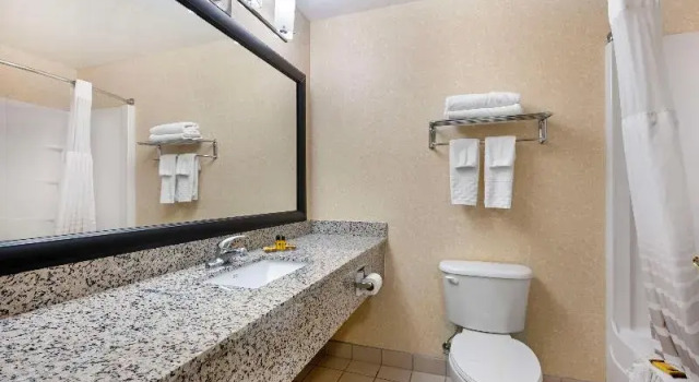 Habitación cuádruple Estándar Best Western Plus Howe Inn