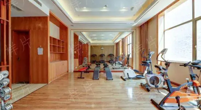 Lanfeng Hotel, Prenota Hotel Hotel 4 stelle a Danba, 4*