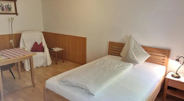 Номер Standard Pension Ladner