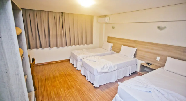 Четырёхместный номер Executive Dallé Hotel