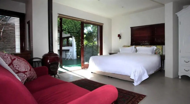 Двухместный люкс Deluxe KAROO ART HOTEL 4 Star