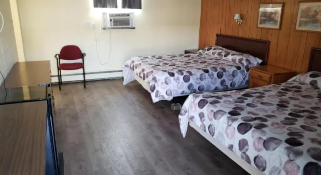 Четырёхместный номер Standard Olympia Motel